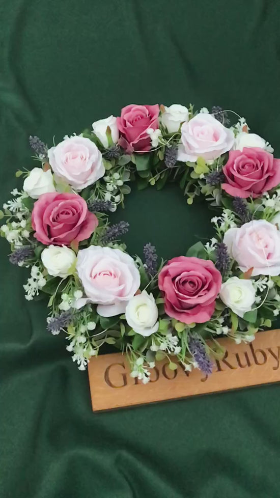 Load and play video in Gallery viewer, Eternal Rose Wreath
