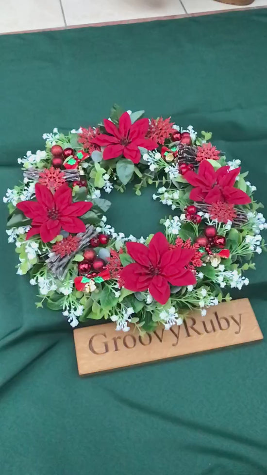 Load and play video in Gallery viewer, Jingle All The Way Wreath
