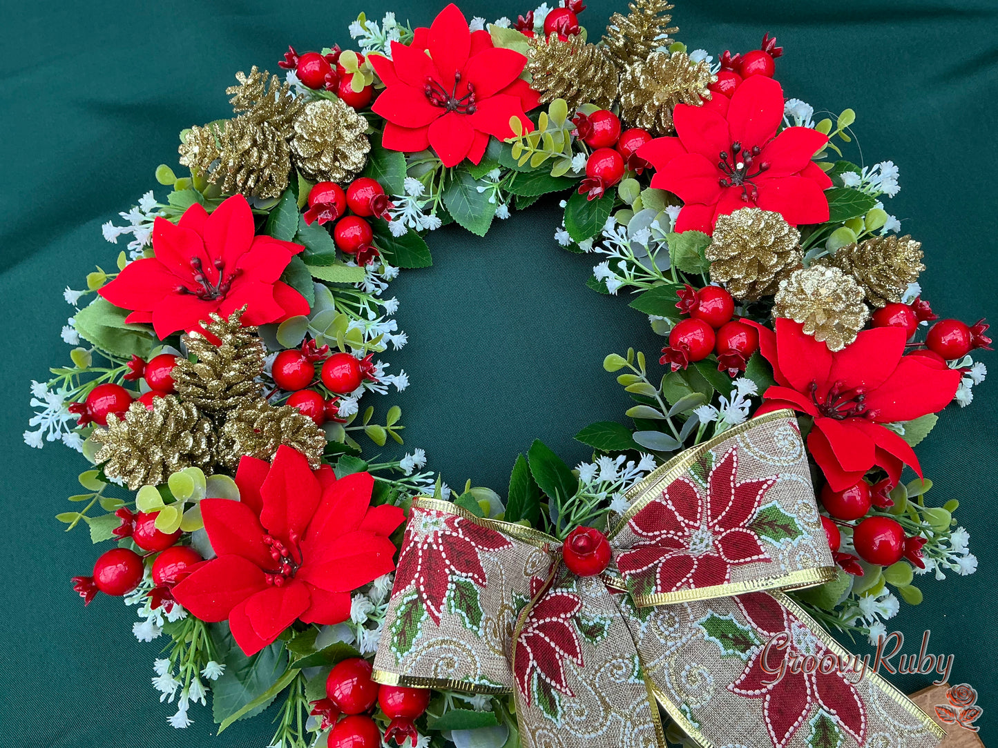 A Very Berry Christmas Wreath