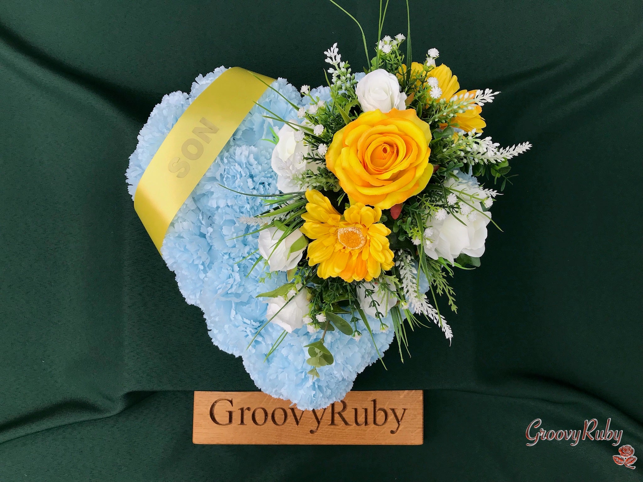 Heart Tributes – GroovyRuby Floral Tributes