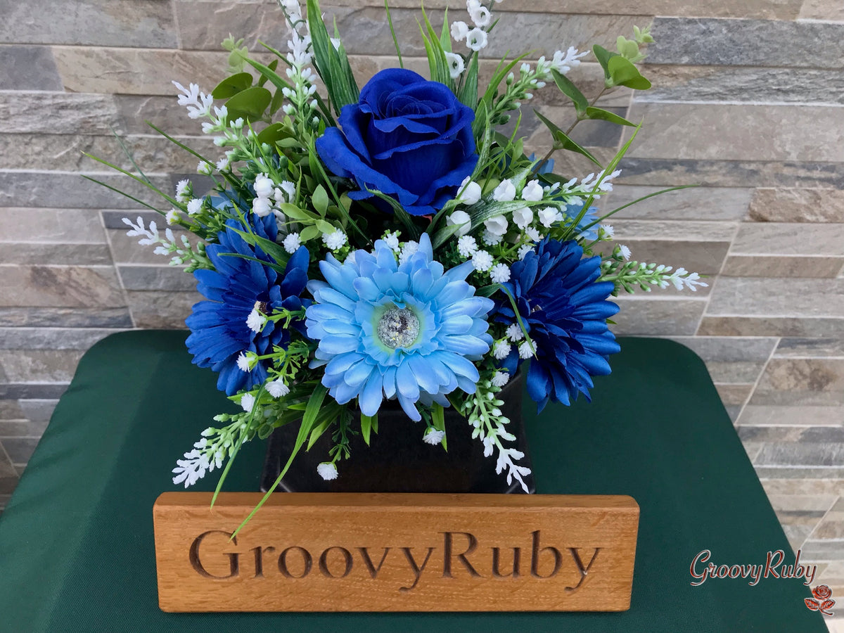 Blue Moon – GroovyRuby Floral Tributes