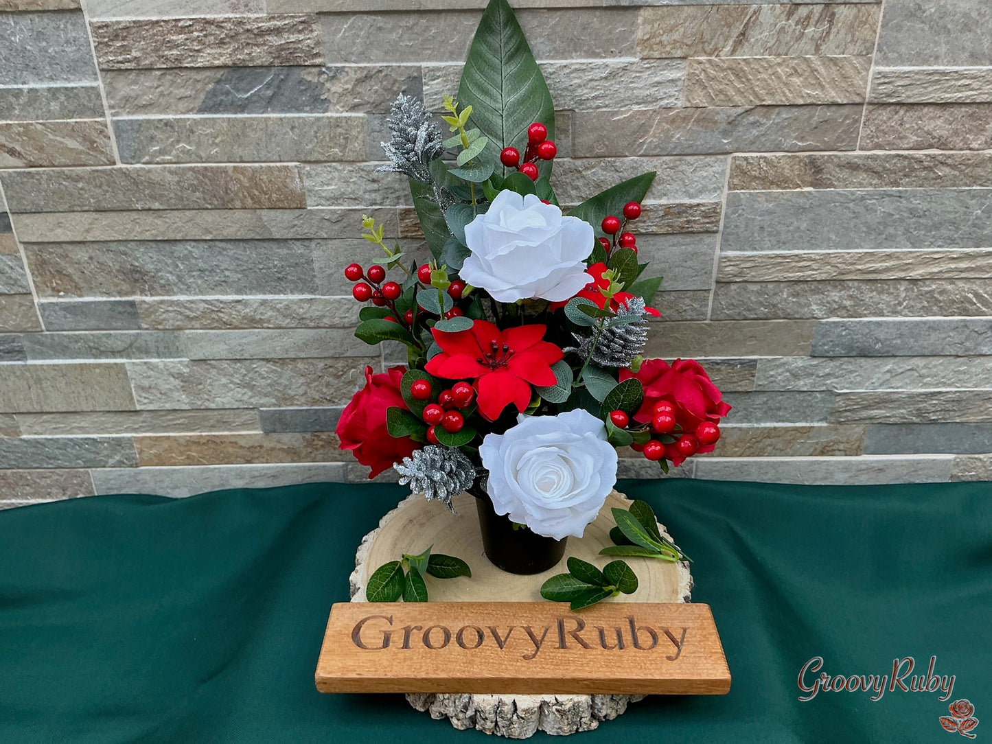 Christmas Morning, Headstone/Cemetery Flat Back, Tall Grave Pot