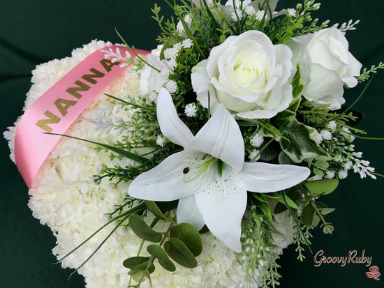 Large (17") Classic Family Named Heart Tribute