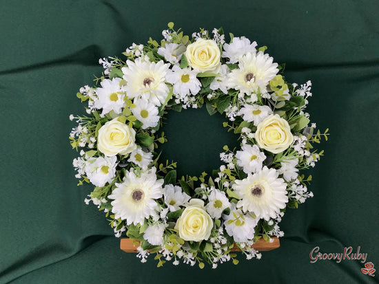 Daisy Fields Wreath