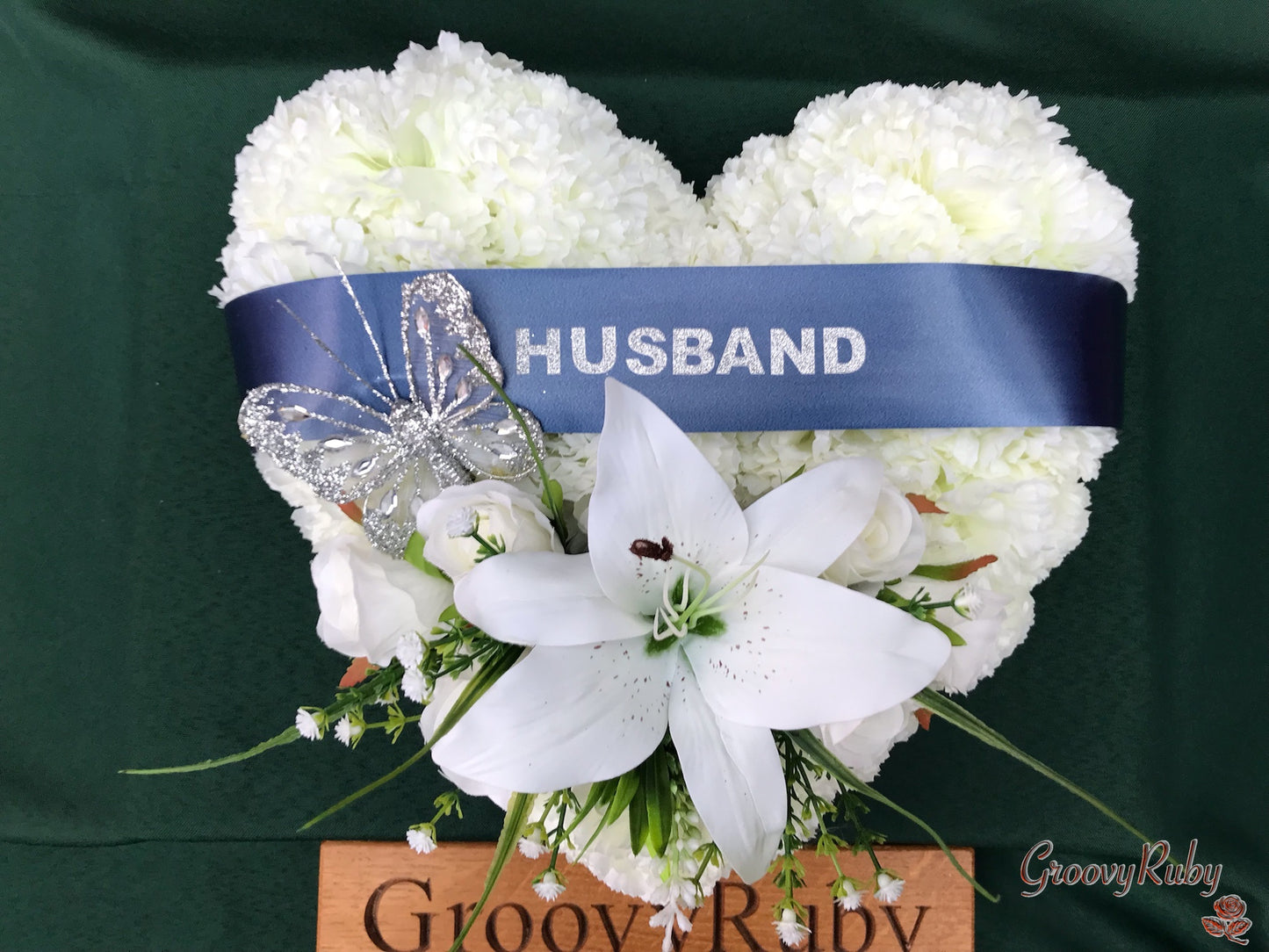 Pure Lily Named Simplicity Heart Tribute