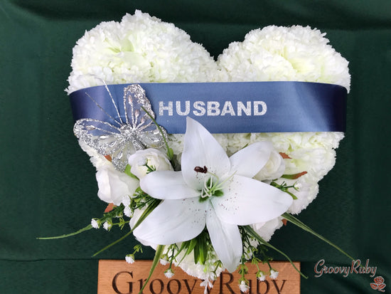 Pure Lily Named Simplicity Heart Tribute