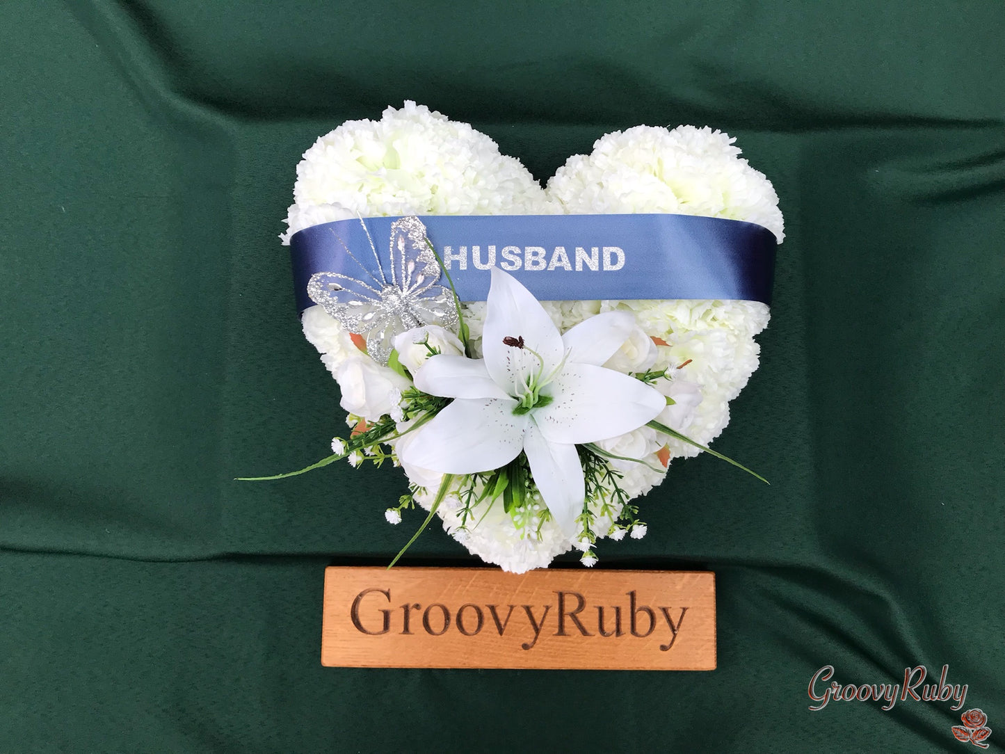 Pure Lily Named Simplicity Heart Tribute