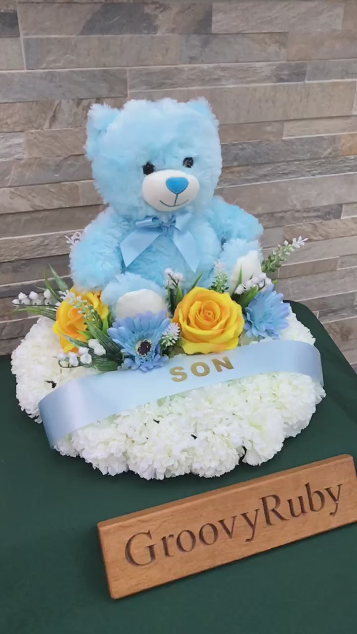 Load and play video in Gallery viewer, Blue Bear Posy Pad
